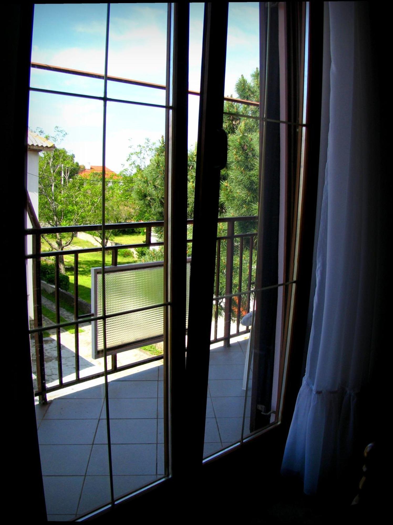 Apartments And Rooms Mare-Monti Starigrad Paklenica Ruang foto