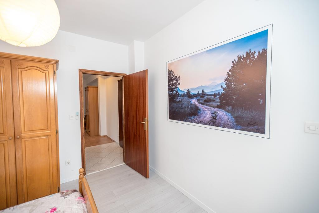 Apartments And Rooms Mare-Monti Starigrad Paklenica Bagian luar foto